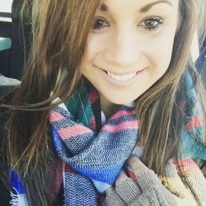 Meet your Posher, Amber